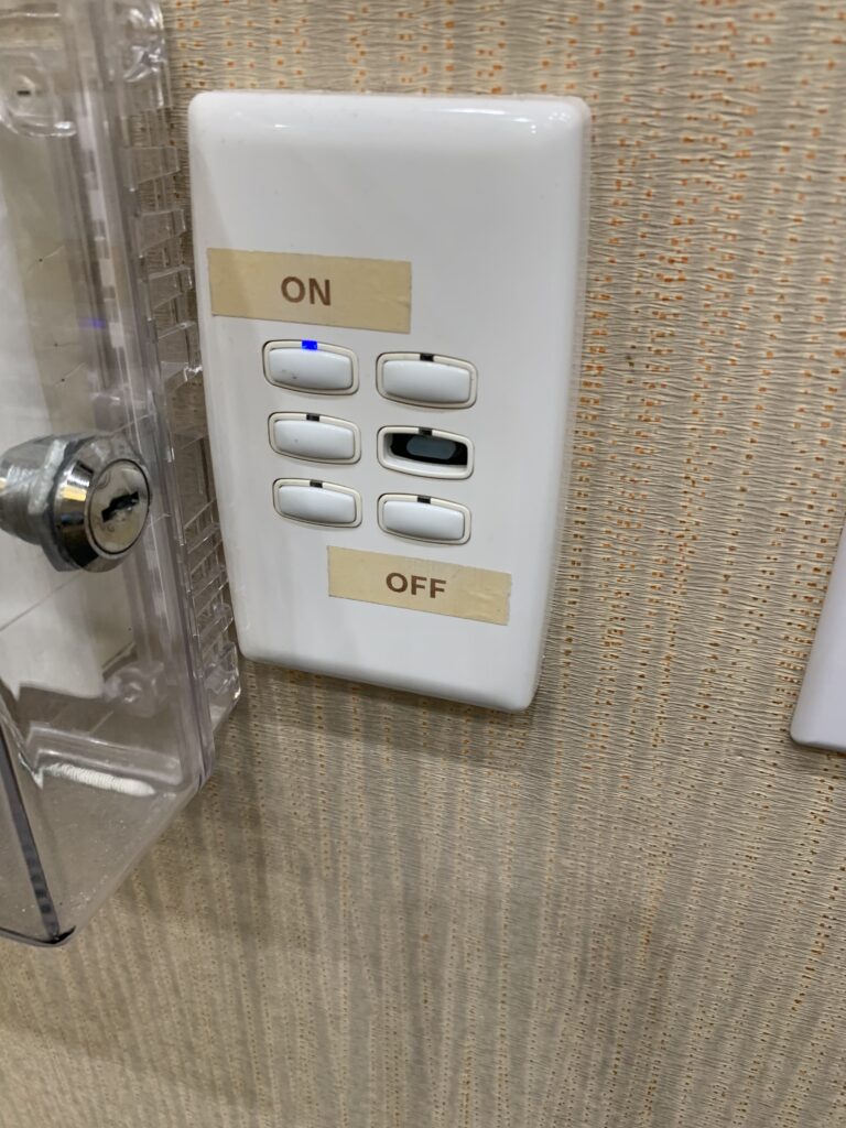 Old touchpad lighting control for Philips Lightolier system